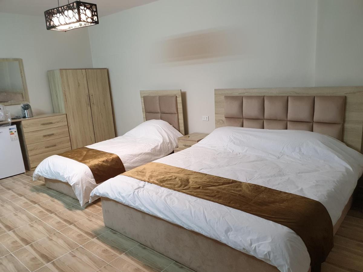 Atoom Studio 杰拉什 外观 照片